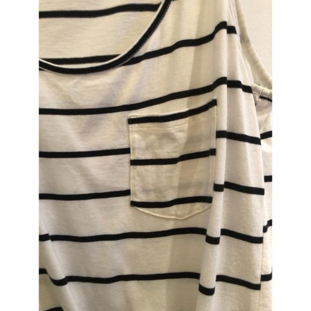 Ricki’s Striped White Tank Sz Sm - Picture 2 of 4